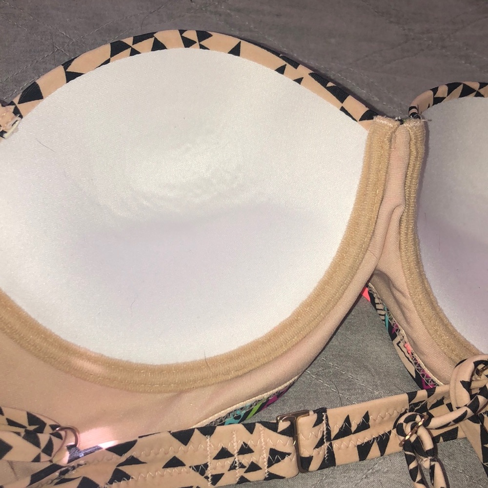 Bikini top 👙 - Picture 6 of 6